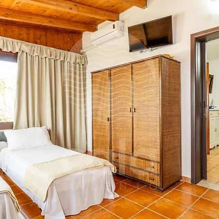 Athena By Cala Salento *